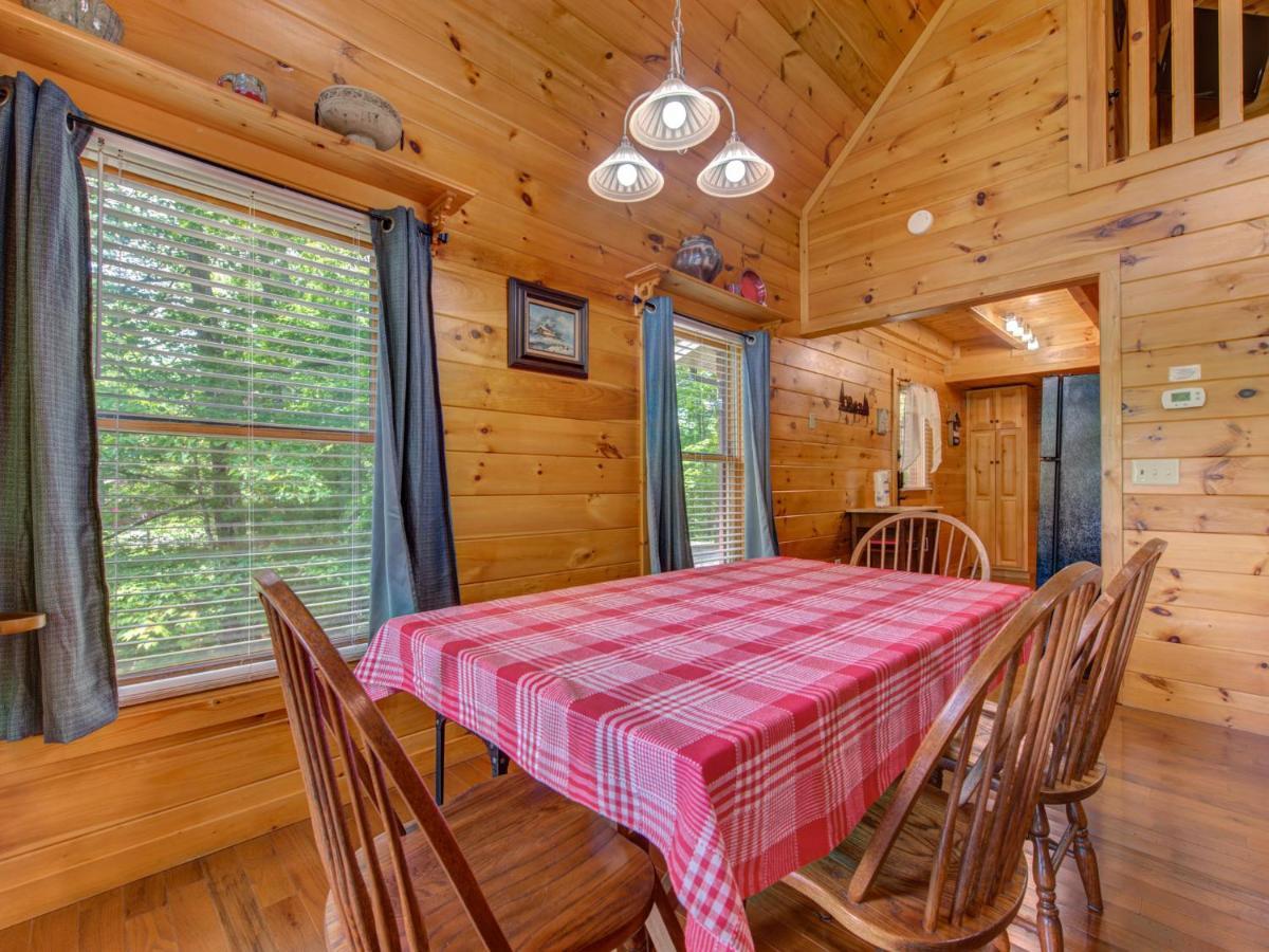 Macys Hideaway Sevierville Exterior foto