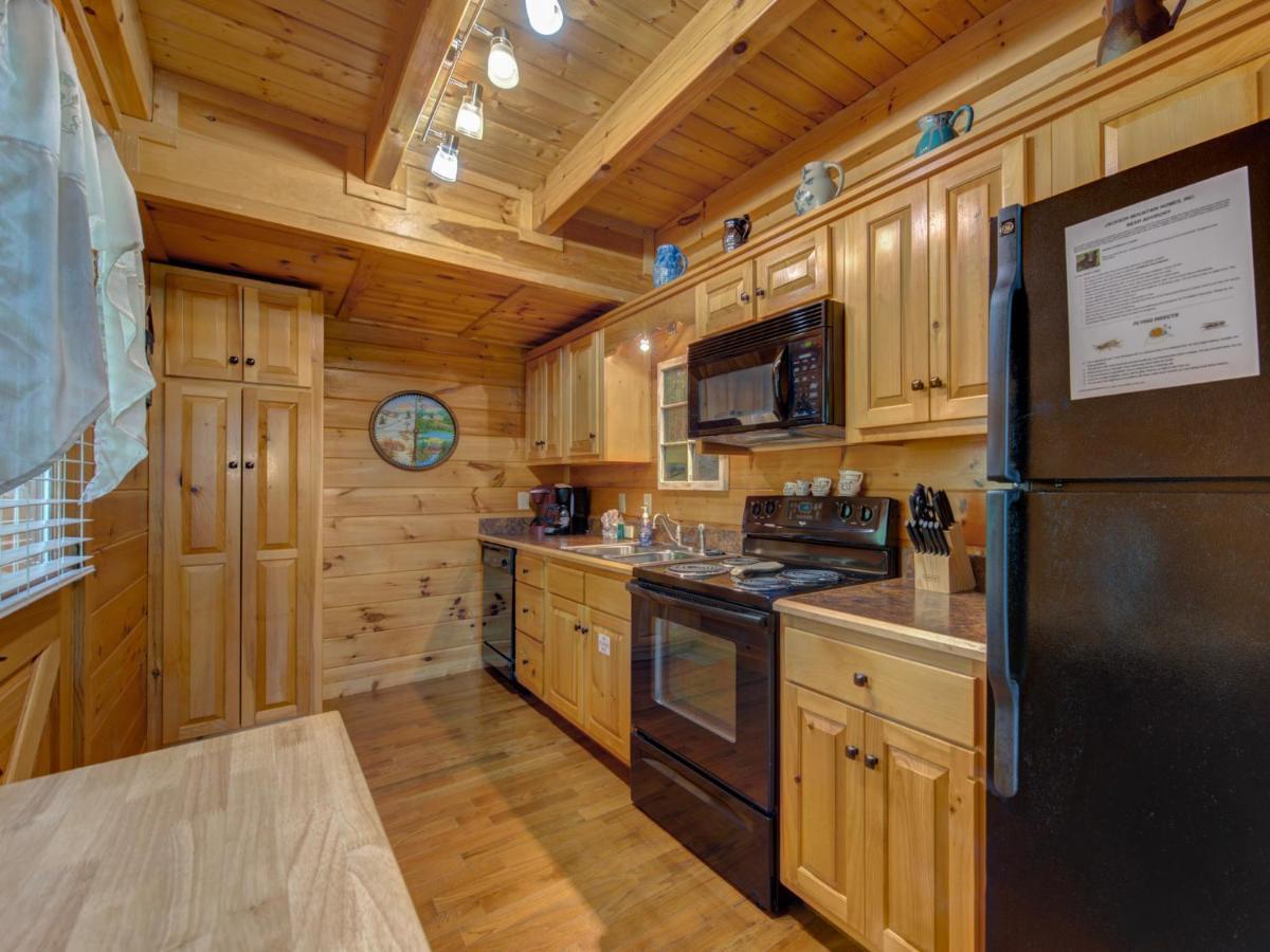 Macys Hideaway Sevierville Exterior foto